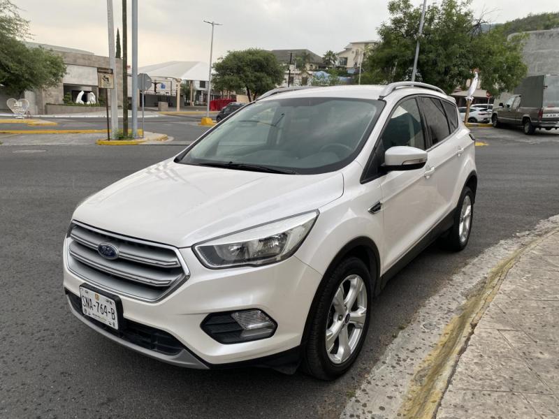 FORD ESCAPE ADVANCE 2018